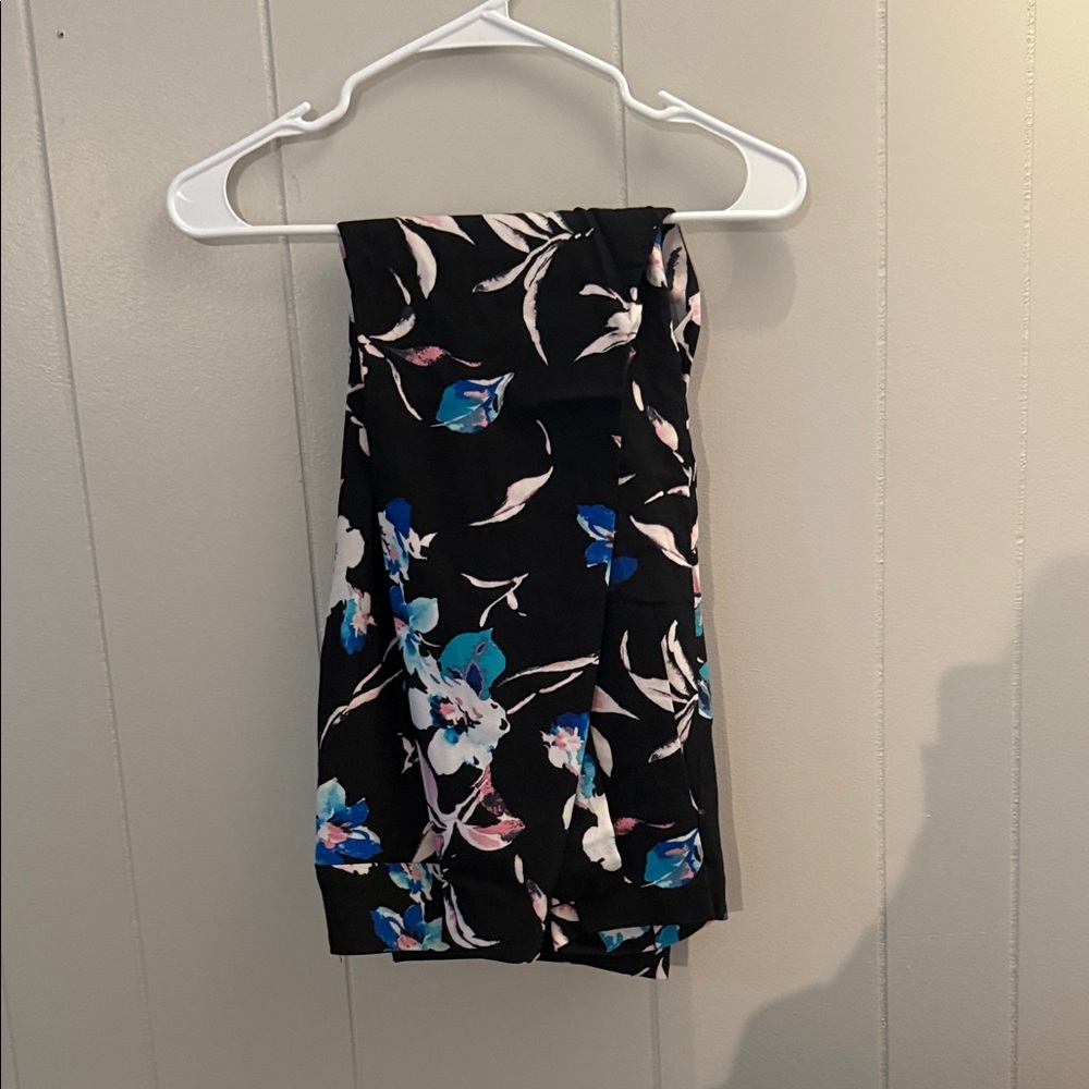 Lane Bryant Black Floral Cropped Pants